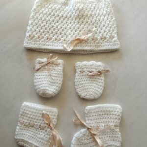 Newborn Sets: white, cream white, torques blue, light yellow, pink or dark creamy