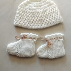 Beanie & Booties: cream white, pink, turquoise blue or white